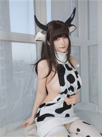 Miss Coser, Silver 81 NO.110, February 2022, 2022-02-01, Dairy Girl 2(10)